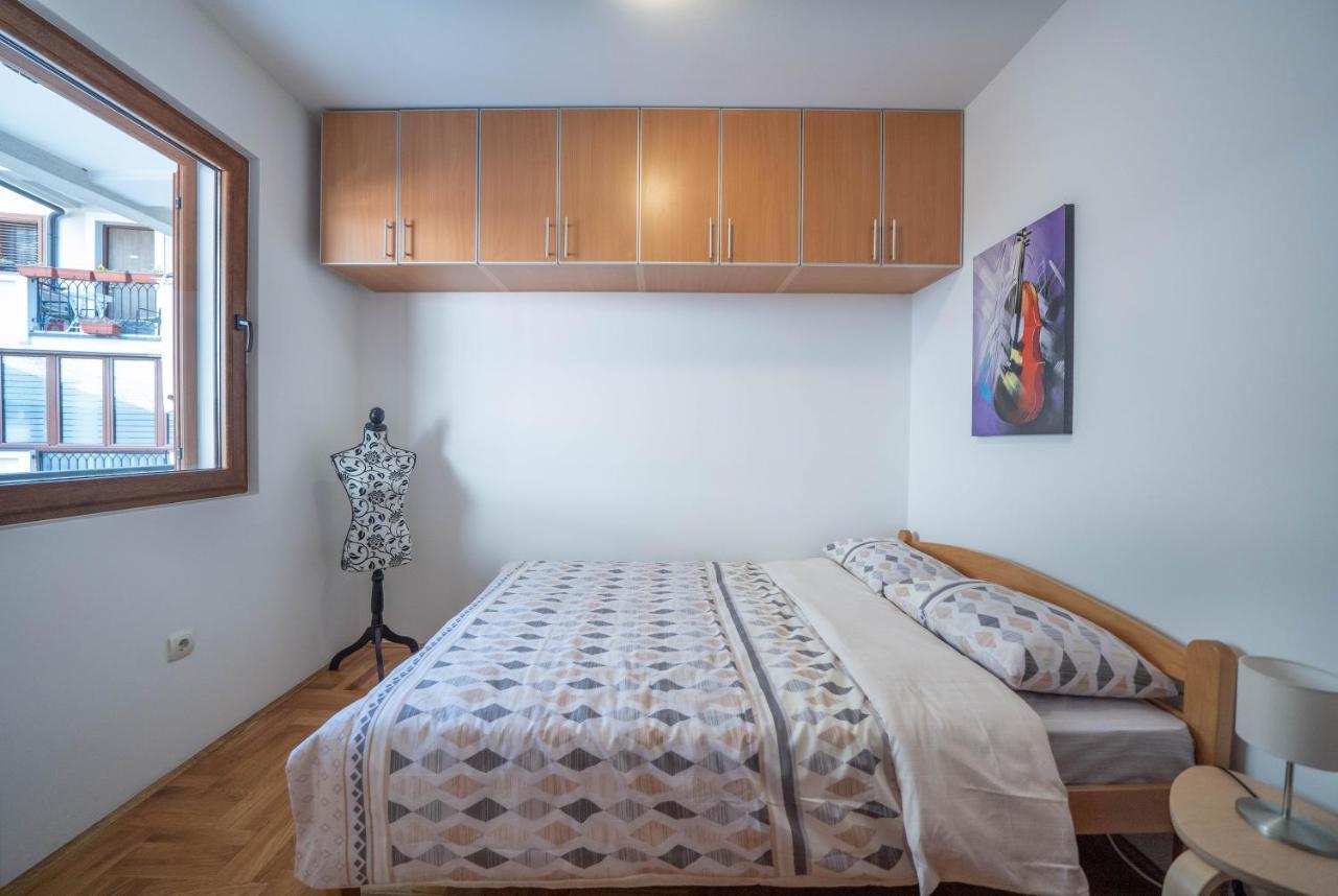 Apartman J&I Kotor Buitenkant foto