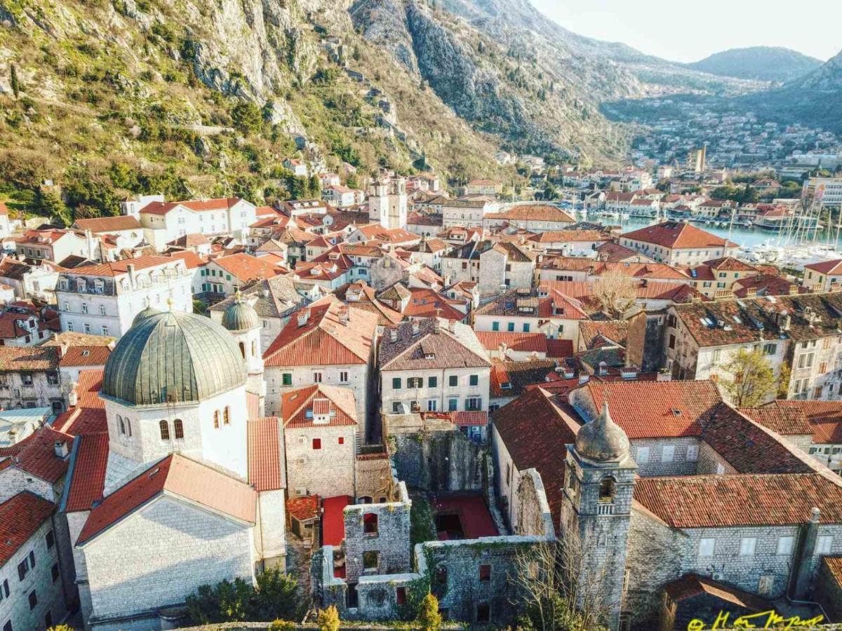 Apartman J&I Kotor Buitenkant foto